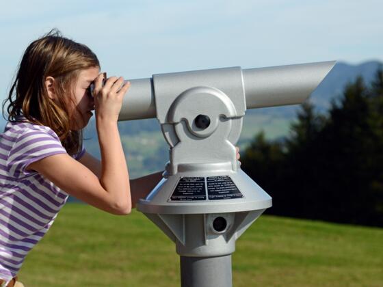 Blick durchs Fernrohr - Grenzerpfad