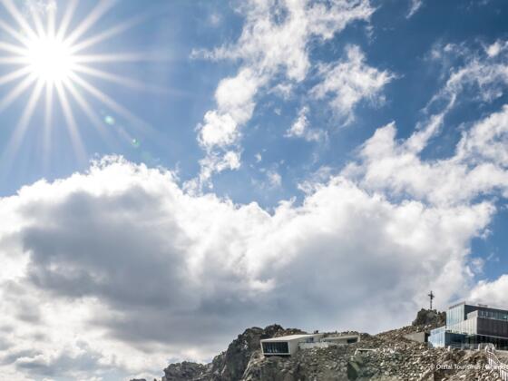 ÖTZTALER GLETSCHERSTRASSE - James Bond 007