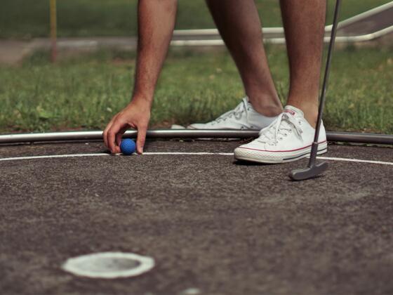 miniature-golf-3536029_1920