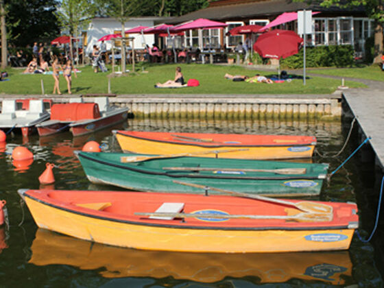 Bootsverleih am Simssee.