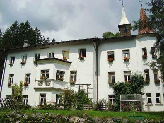 Kloster Hilaribergl Sommer