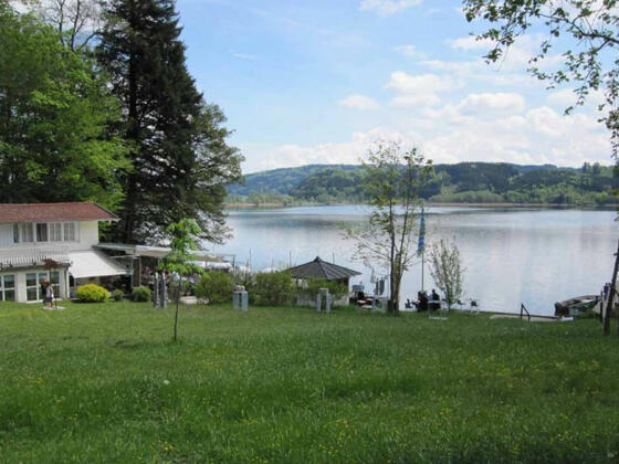 Badeplatz Krottenmühl am Simssee.