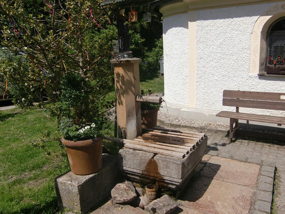 Brunnenkapelle zum Heiligen Leonhard in Bad Leonhardspfunzen