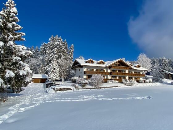 7DC654E7-7847-47CA-AC07-0151DA2C568A