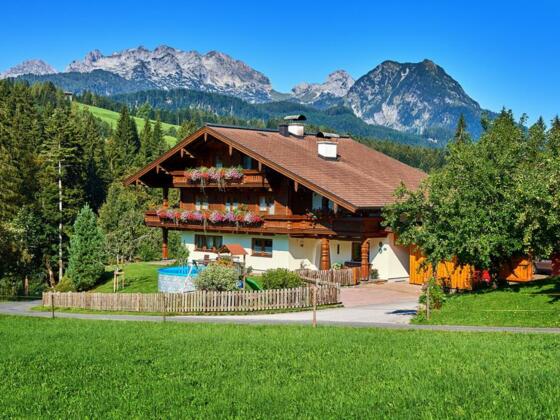 Sommeransicht Haus Kendlbacher