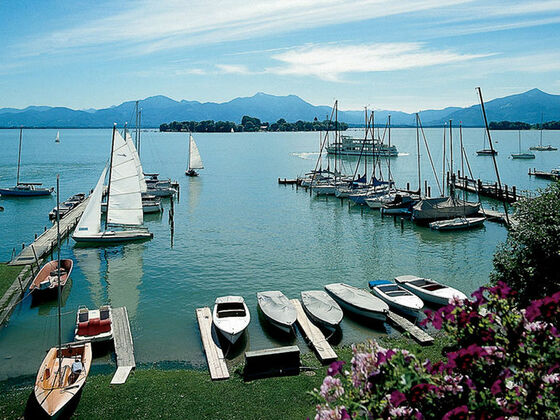 Bootsverleih Grünäugl am Chiemsee.