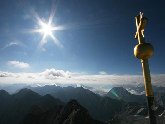 Das Gipfelkreuz der Zugspitze