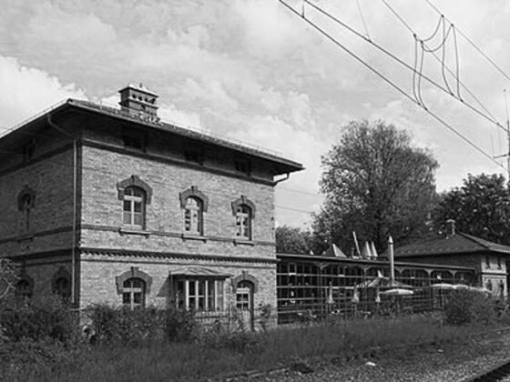Isarthalbahnhof