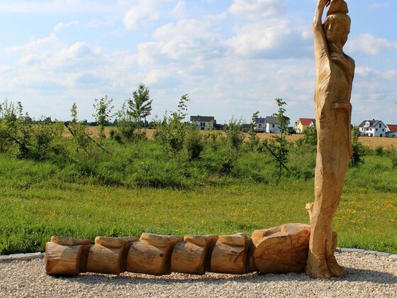 Wartenberg: Titel Die Radfahrerin macht Halt