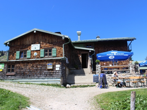 Terrasse des Taubensteinhauses