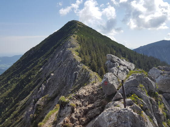 Blick über den Grat zum Brecherspitz
