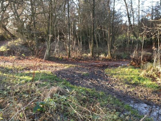 Kinder auf einem Spielplatz am Tegernsee