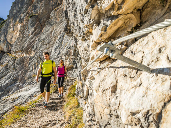 im seilversicherten Thomas Eder Steig