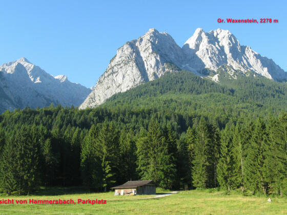 Großer Waxenstein, 2277 m, zeigt sich unnahbar von unserem Parkplatz!