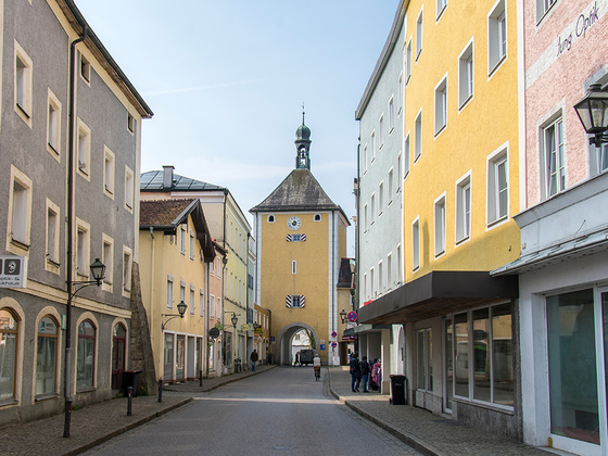 Die Salzachhalle in Laufen