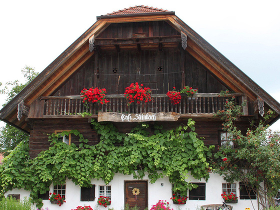 Die Kleinkunstbühne in der Salzachhalle