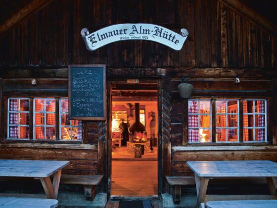 Außenansicht Elmauer Alm