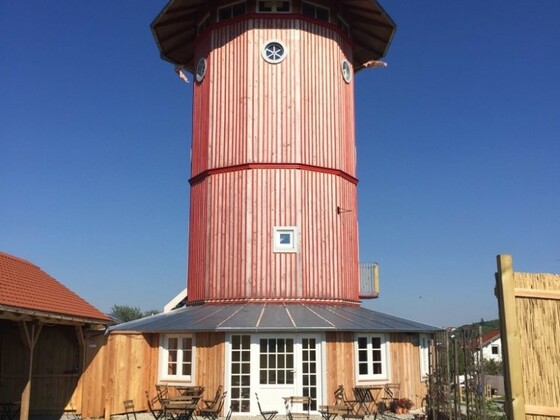 Cafe  im Turm und  Biergarten