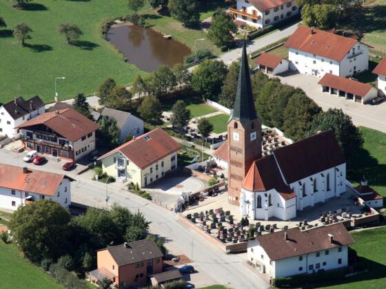 Pfarrkirche St. Maria-St. Philippus- St. Jakobus in Wittibreut