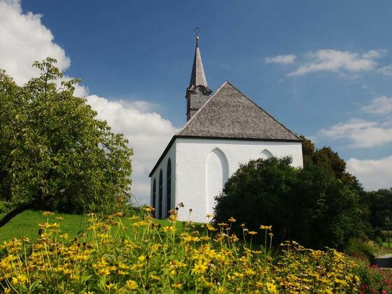 Blick auf Loretokirche in Marwang