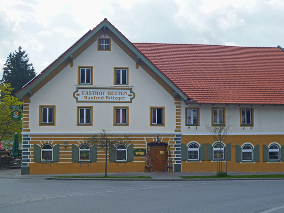 Der Gasthof Hetten im gleichnamigen Ortsteil von Hohenpeißenberg.