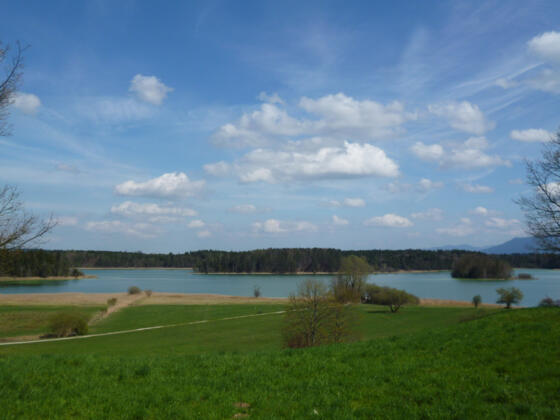 Weiter Blick über den Großen Ostersee nahe der Privatklinik Lauterbacher Mühle.