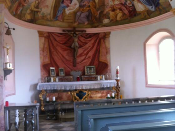 Prunkvolle Deckenmalerei in der Kirnberg Kapelle