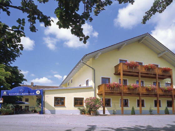 Außenansicht des Wirtshauses Kalteneck