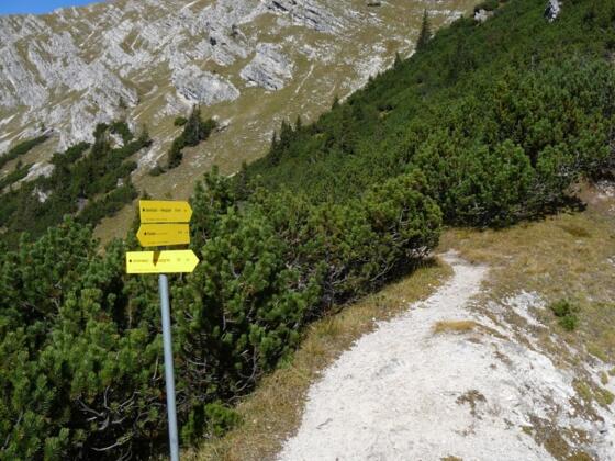Wegweiser am Kreuzjöchl