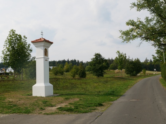 Stationsweg in Richtung Dreifaltigkeitskirche Kappl