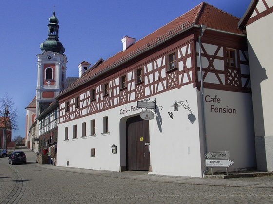 Café und Pension in Neualbenreuth