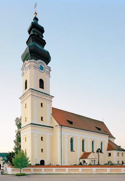 Pfarrkirche Maria Himmelfahrt in Mariakirchen 