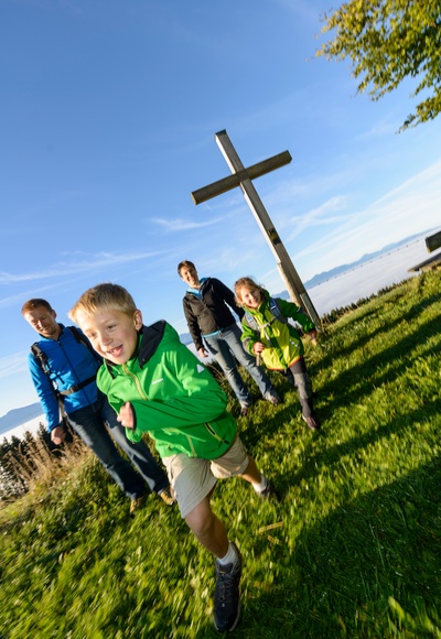 Via Damasia von Bernbeuren auf den Auerberg