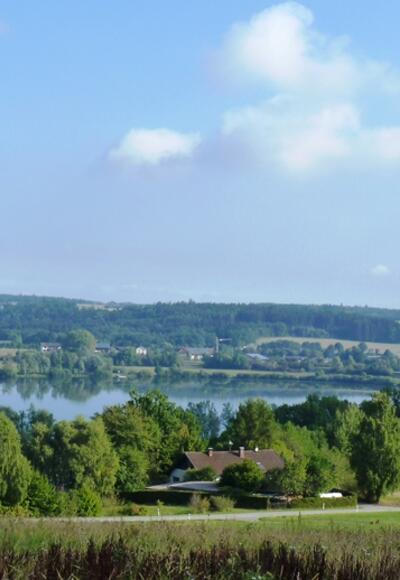 Blick von Wolfsberg auf den Rottauensee