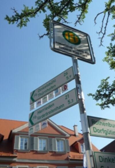 Wegweiser in Feuchtwangen