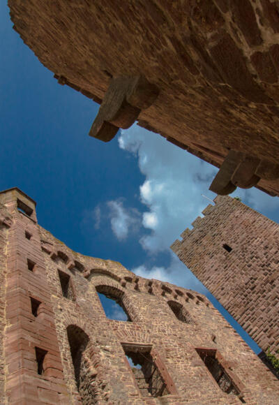 Innenhof der Henneburg in Stadtprozelten