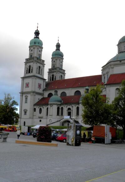 Kempten: St. Lorenz Basilika und Wochenmarkt
