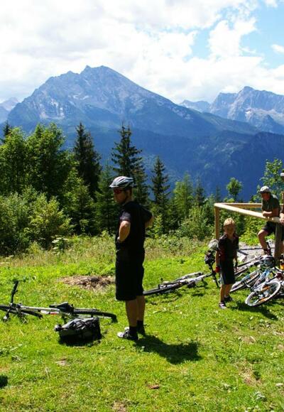Ligeretalm vor dem Watzmann