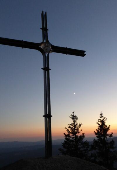 Gipfelkreuz Falkenstein by Night