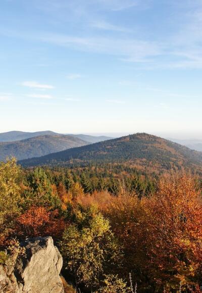 Aussicht vom Hirschenstein zum Klausenstein