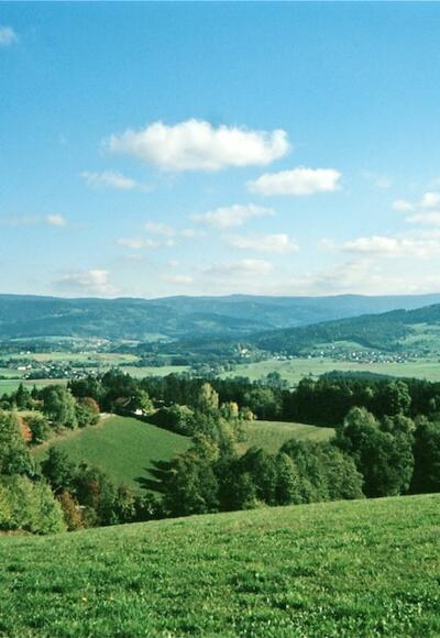 Blick vom höchsten Punkt in den Vorderen Bayerischen Wald