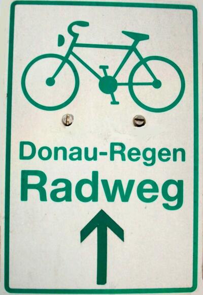 Markierung Donau-Regen-Radweg
