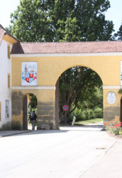 Schloss Schwarzenberg - Eingangstor