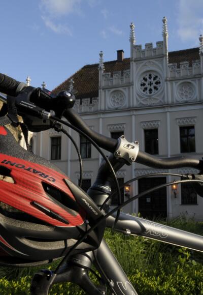Renaissanceschloss Reichenschwand mit Gastst&amp;#228;tte in herrlichem Schlosspark