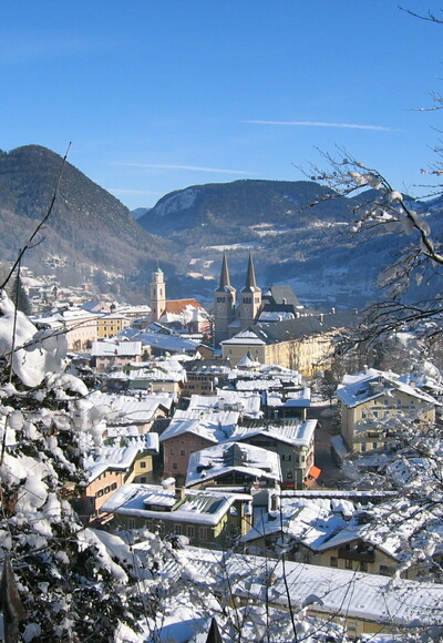 Blick vom Soleleitungsweg auf Berchtesgaden