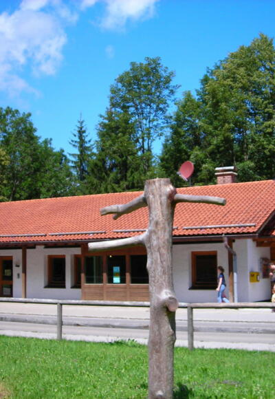 Walderlebniszentrum (Hauptgebäude mit Seminarräumen)