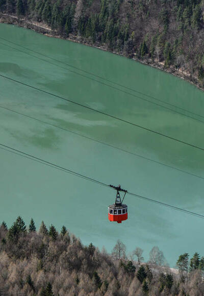 Die Predigtstuhlbahn über dem Saalachsee