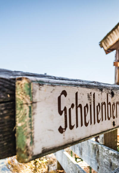 Die &quot;Eishöhlen&quot; Hütte: Toni Lenz Hütte