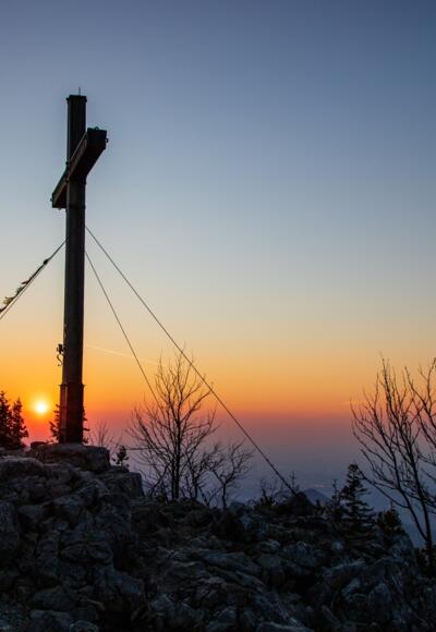 Sonnenuntergang am Aussichtspunkt.