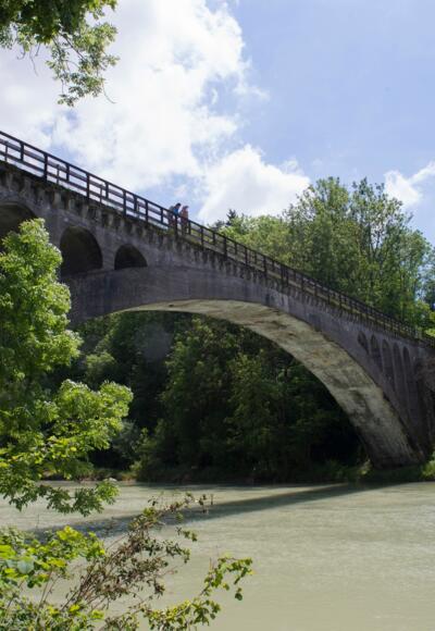 Eisenbahnbrücke - Überquerung Iller in Illerbeuren